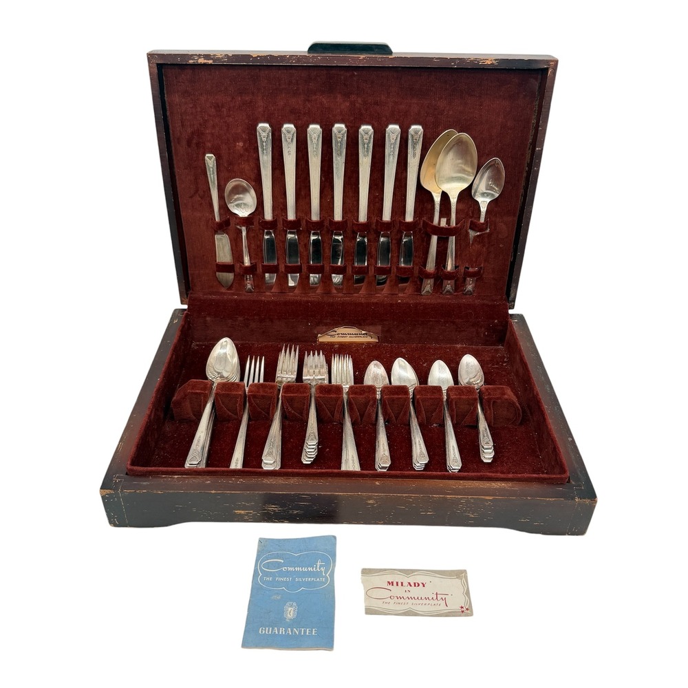 Oneida Community Milady Silverplate Flatware Set 51pc with Wood Case Vintage